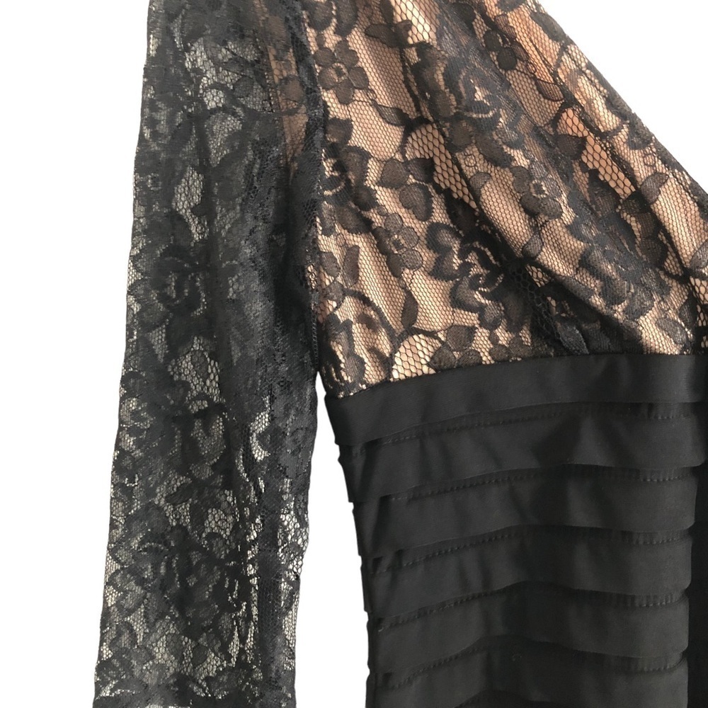 Adrianna Papell Black Lace V-Neck Dress Size 2 - Picture 6 of 11